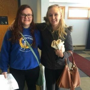 Meet your Posher, Brittany